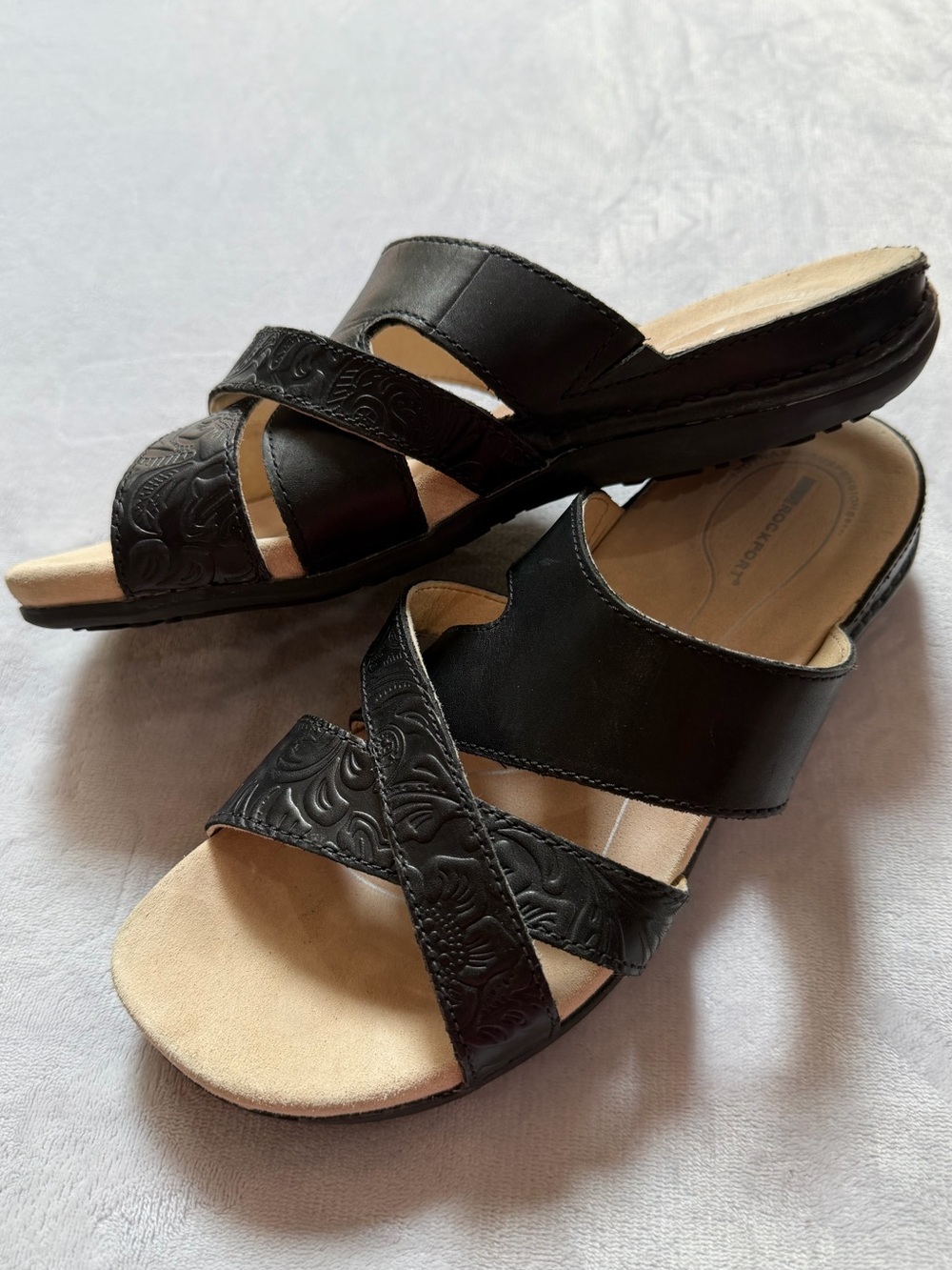 Rockport Women Comfort Slide Sandals Size 10 M Black Tooled Embossed Leather